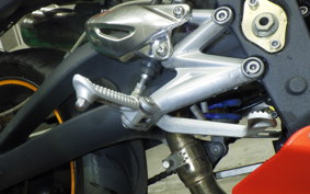 TRIUMPH STREET TRIPLE R 2011