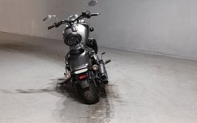YAMAHA XVS1300CA STRIKER VP33