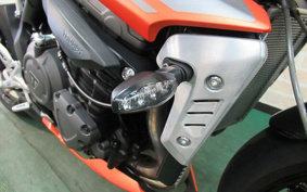 TRIUMPH スピートリプルRS 2022 S3P01S