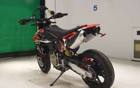 DUCATI DUCATI HYPERMOTARD698モノ 2018