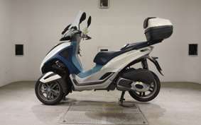 PIAGGIO MP3 300 2015