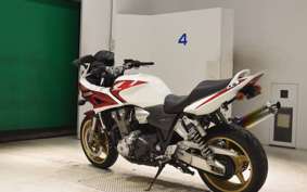 HONDA CB1300SB SUPER BOLDOR A 2005 SC54