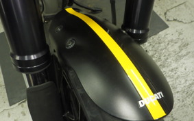 DUCATI SCRAMBLER FULL THROTTLE 2015