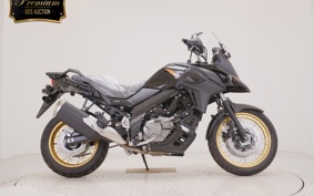 SUZUKI DL650 ( V-Strom 650 ) XTA 2026 C733M
