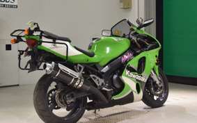 KAWASAKI NINJA ZX-7R 1999