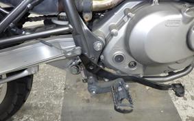 SUZUKI DR200S