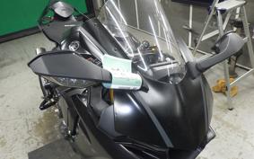 YAMAHA YZF-R1 2015