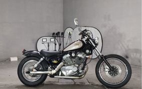YAMAHA VIRAGO 250 3DM