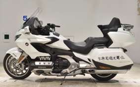 HONDA GL 1800 GOLD WING TOUR DCT 2019 SC79