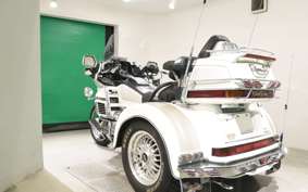 HONDA GL1500 GOLD WING TRIKE SE 2002