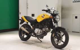 HONDA VTR 250 2002 MC33