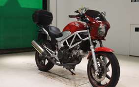 HONDA VTR 250 Gen. 2 2020 MC33