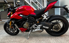 DUCATI STREET FIGHTER V4S 2020 FA00