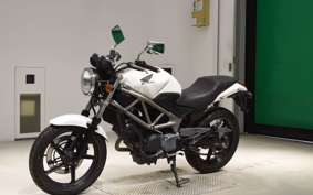 HONDA VTR 250 Gen. 2 MC33