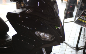 APRILIA SR GT 200