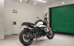 BMW R NINE T 2014