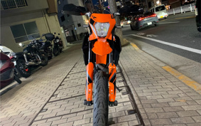 KTM 690 SMC R 2022 LSV40