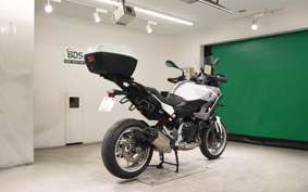 BMW F900XR 2021
