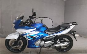 SUZUKI GSR250F GJ55D