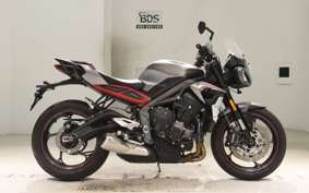 TRIUMPH STREET TRIPLE R 2021