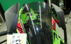 KAWASAKI ZX-25R