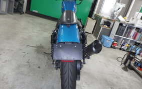 HARLEY XL883R 2005