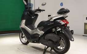 YAMAHA N-MAX