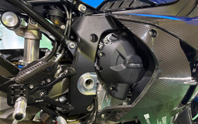 BMW M1000RR 2024 0P01