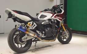 HONDA CB1300SB SUPER BOLDOR SP 2025 SC54