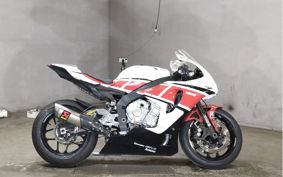 YAMAHA YZF-R1 RaceBase CN06C