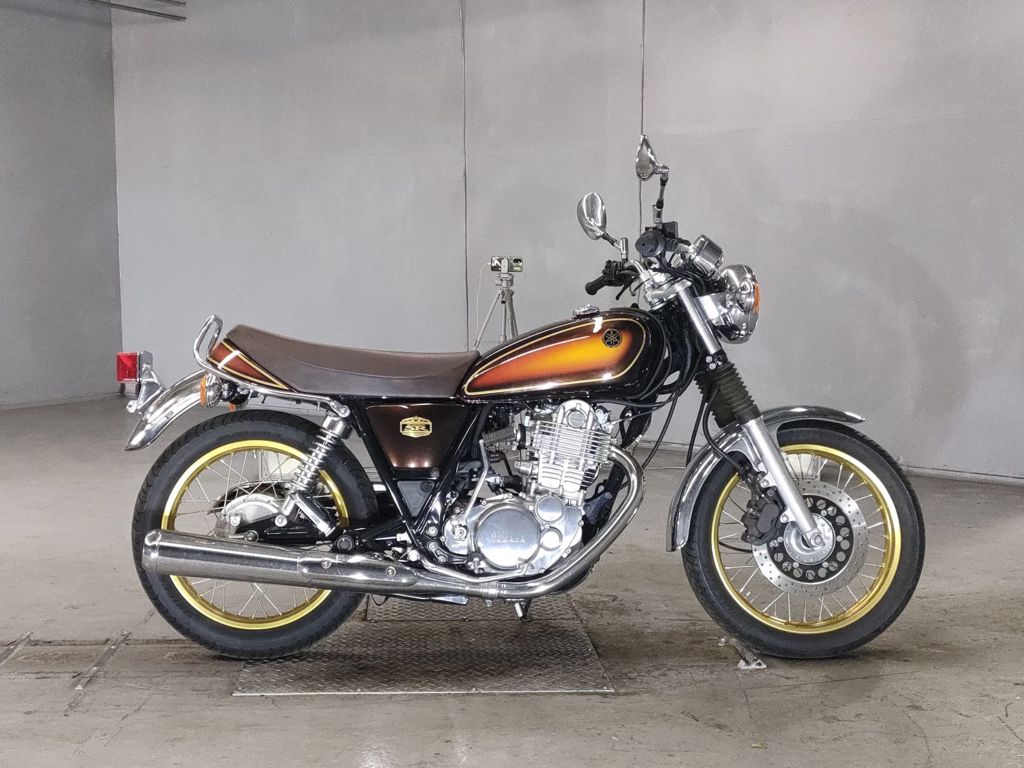 Фото Yamaha SR400 2018 с японского аукциона