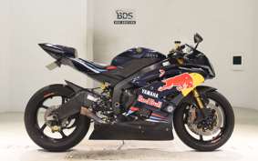 YAMAHA YZF-R6 2006