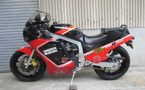 SUZUKI GSX-R1100 1987 GU74A