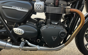TRIUMPH STREET TWIN 2019 DAD74G