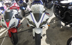 YAMAHA YZF-R1