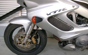 HONDA VTR1000F 1998 SC36