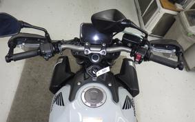 HONDA CBR650R E-Clutch 2024 RH17