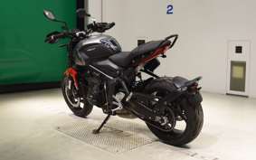 TRIUMPH TRIDENT 660 2023