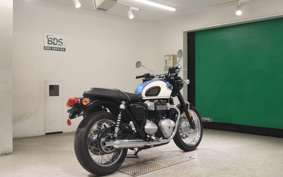 TRIUMPH BONNEVILLE T100 2017