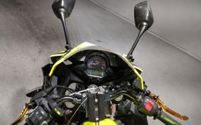 HONDA CBR250R