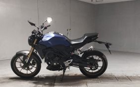 HONDA CB250R MC52