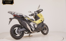 HONDA X-ADV 750 2025 RH21