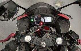 YAMAHA YZF-R25 RG10J