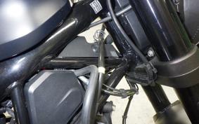 HUSQVARNA SVARTPILEN 125