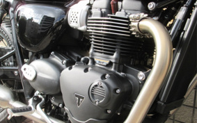 TRIUMPH TRIUMPH BONNEVILLE T100 2023 DAD70G