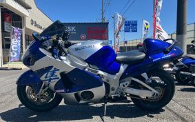 SUZUKI GSX-1300R HAYABUSA 2000 GW71A