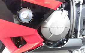 HONDA CBR600RR 2004 PC37