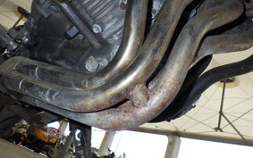 SUZUKI BANDIT 400 GK75A