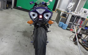 YAMAHA YZF-R1 2004