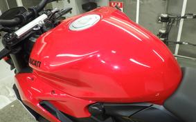 DUCATI STREETFIGHTER V2 2023